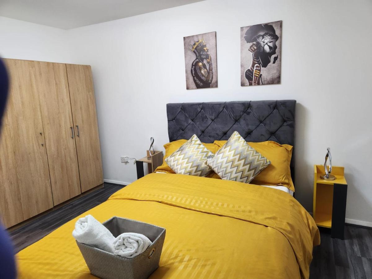 1 Bedroom Service Apartment With Netflix เวสต์เทอร์ร็อค ภายนอก รูปภาพ